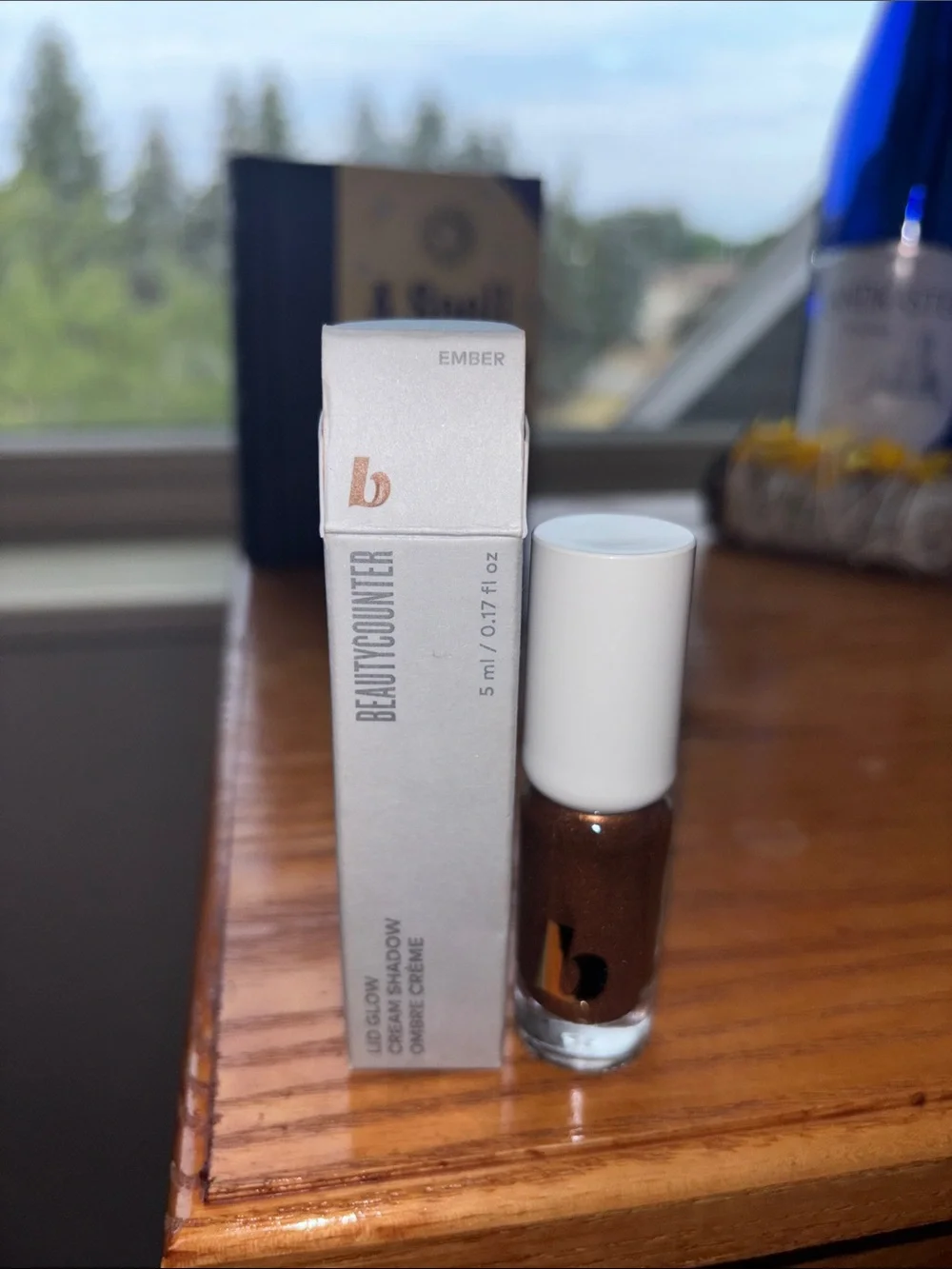 beautycounter Neutral Beige Lid Glow Cream Shadow - Subtle Nude